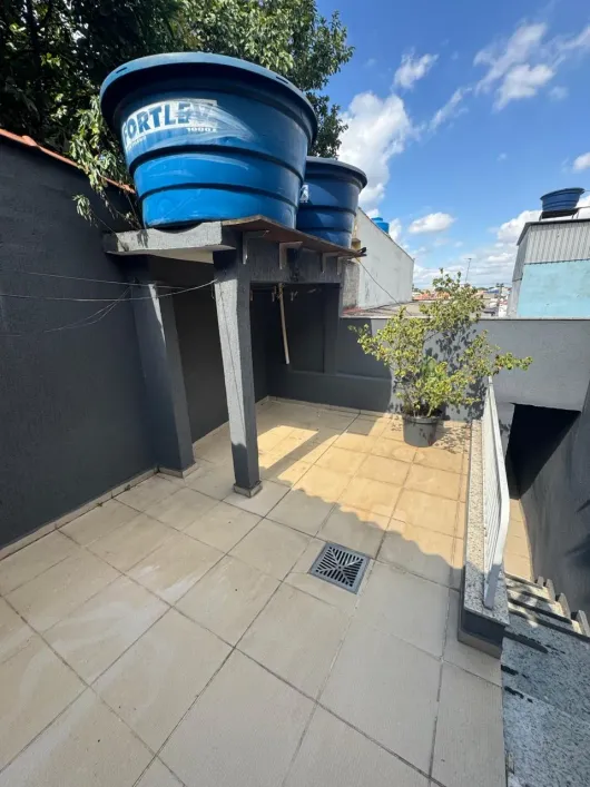 WV Foto do imóvel - https://wvassessoriaimobiliaria.com/wp-content/uploads/2025/01/sobrado-com-3-quartos-a-venda-200m-no-conjunto-marcos-freire-guarulhos-10.webp